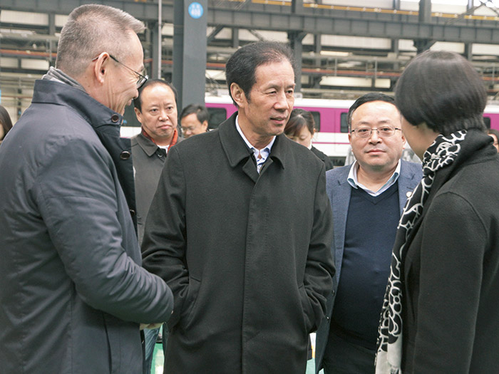  原四川省人大副主任陈光志一行莅临四川发展yl6809永利股份调研指导工作,公司董事长肖光辉陪同