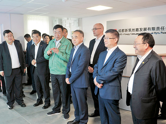  2018.8.29四川省委常委、成都市委书记范锐平视察yl6809永利股份“中白工业园”项目投产运营仪式